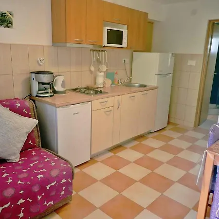 Seline/paklenica Riviera 34217