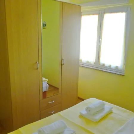 Apartment Seline/paklenica Riviera 34217 Seline